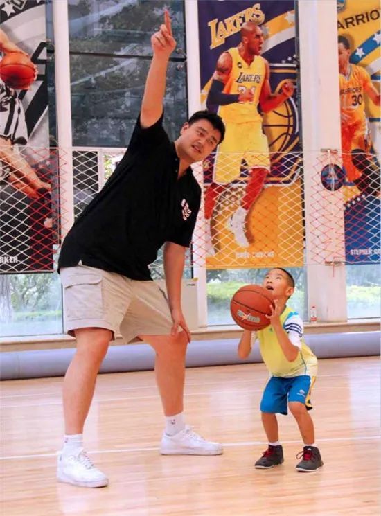 彩瞬间以及