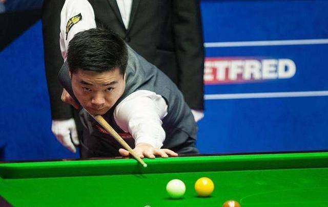 的足球明星 的足球明星